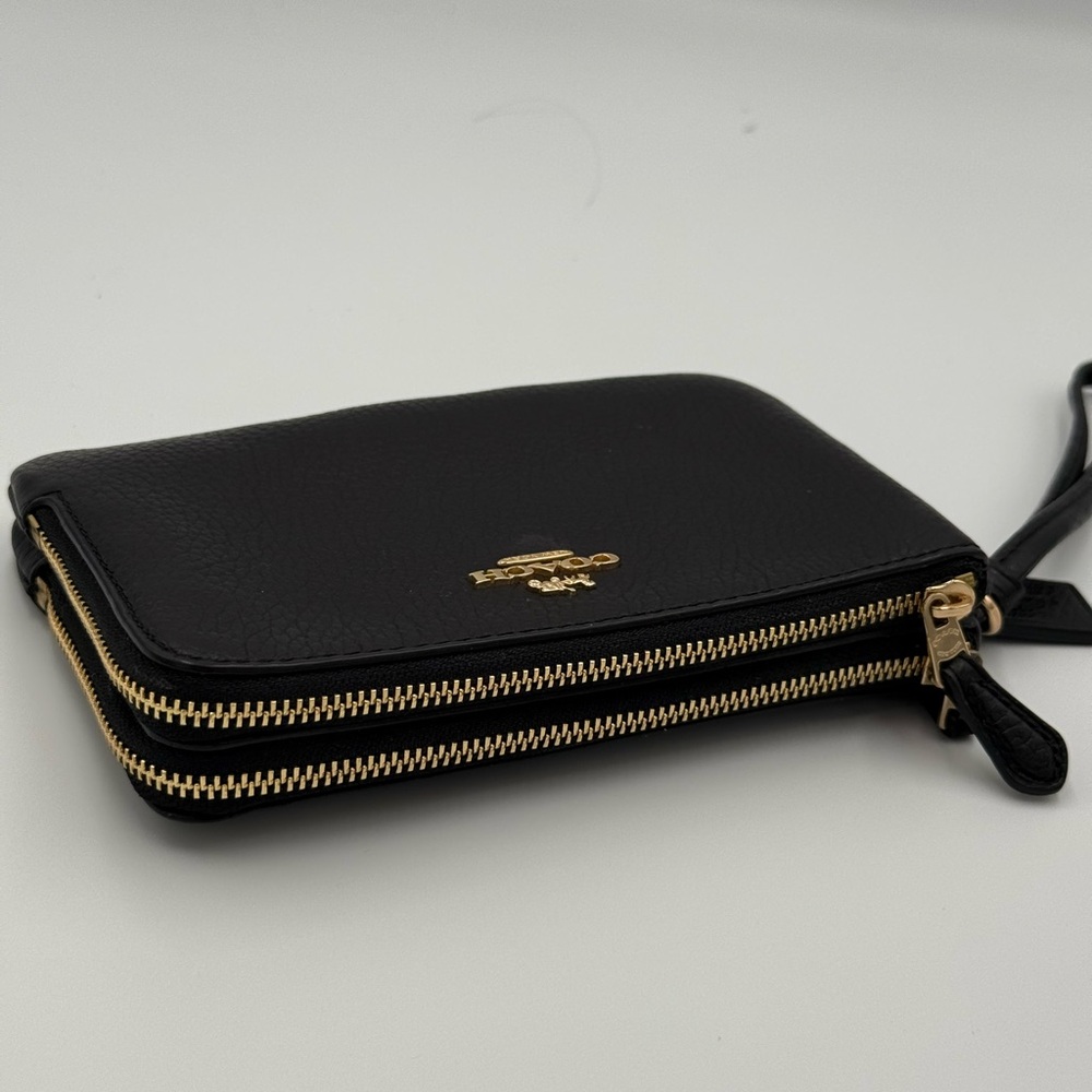 Coach Double Corner Zip Wristlet in black refined pebbled leather - Picture 3 of 7